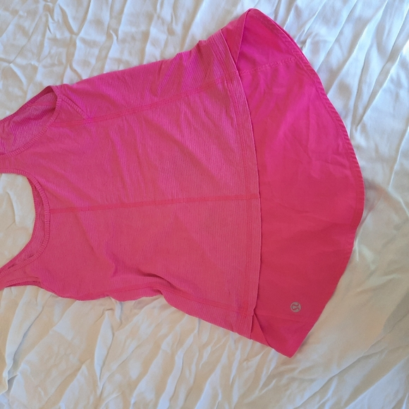 Lululemon Hot Pink Tank Top layered hem scoop front and back small - Picture 5 of 5
